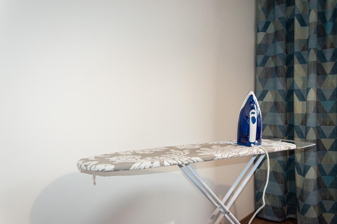 Taban Halifax Apartment - City Center & Free Parking Nitra Eksteriør billede